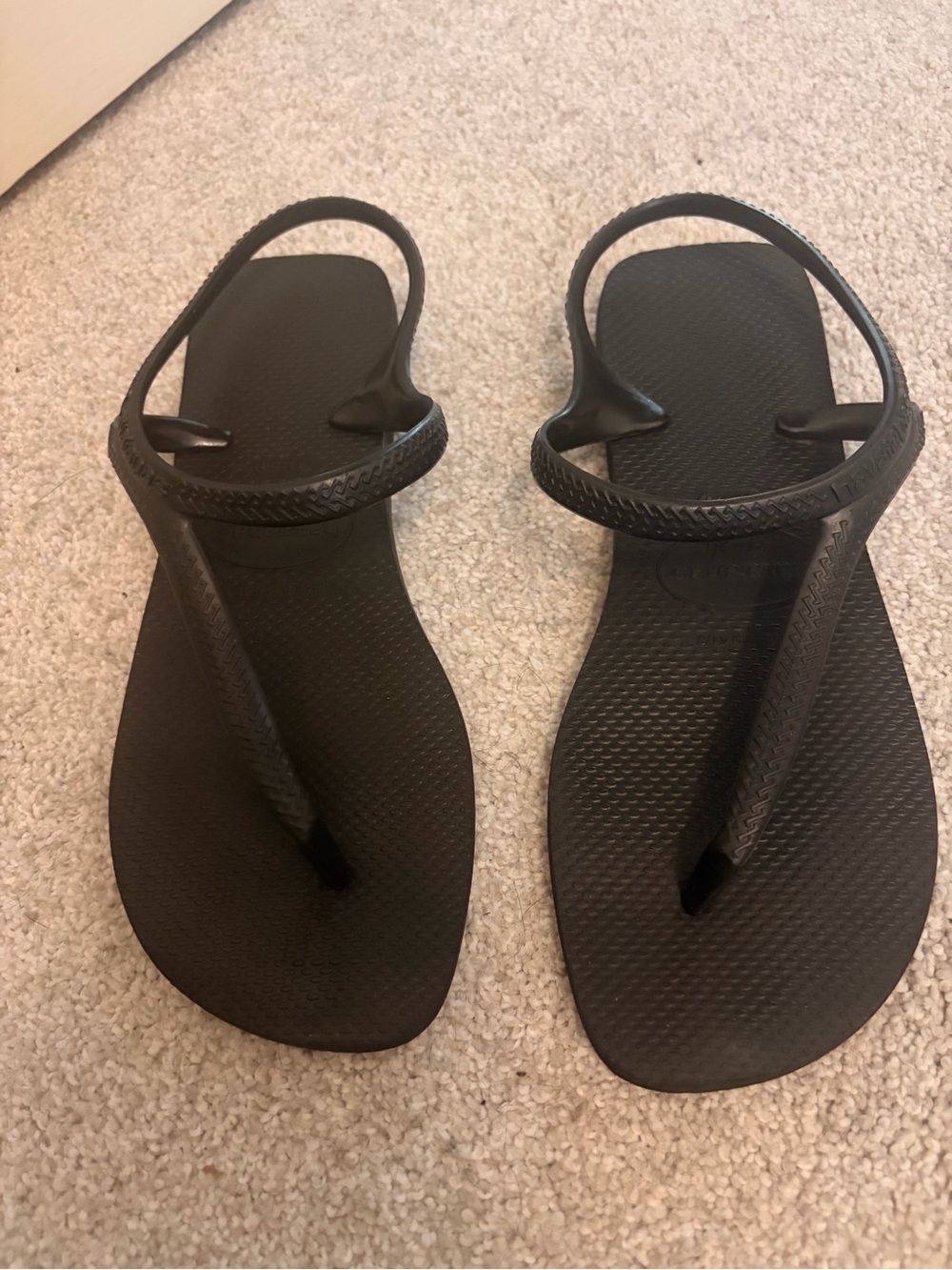 Havaianas Black Square Toe Sandals